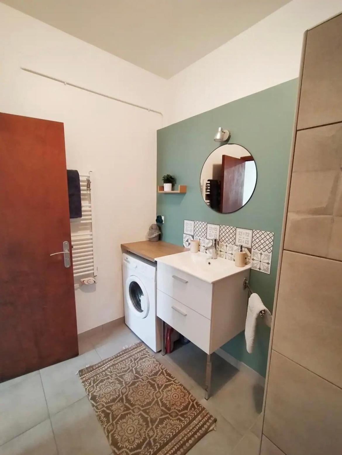 Appartement Refait A Neuf + Parking Gratuit Perpignan Bagian luar foto